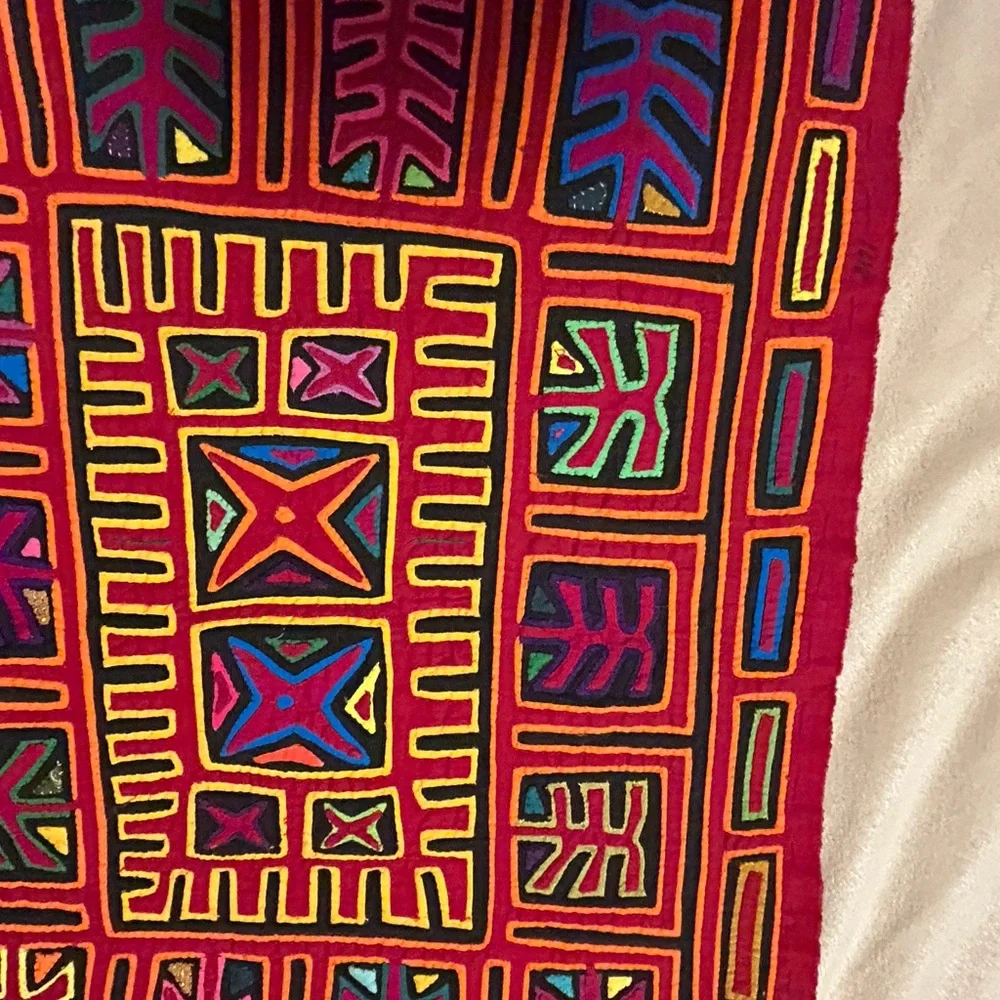 Vintage Kuna Mola Handsewn Reverse Applique Fabric Art